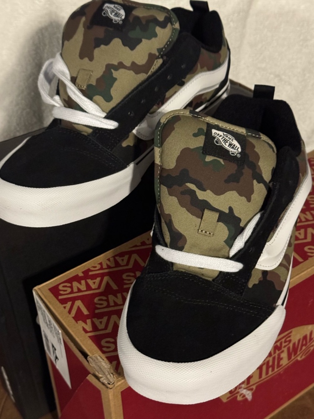 Vans Men’s Old Skool Camo Sneakers in Green/Black
